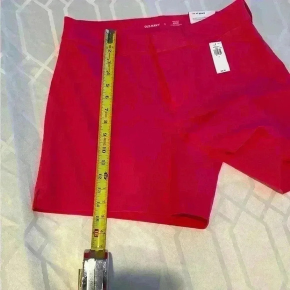 ✨Old Navy pixie shorts size 8 fuchsia, pink - Picture 6 of 6